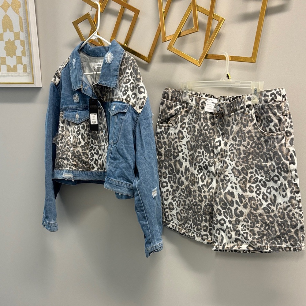 NWT-Fashion Nova Blue and Leopard Print Denim Jacket Set